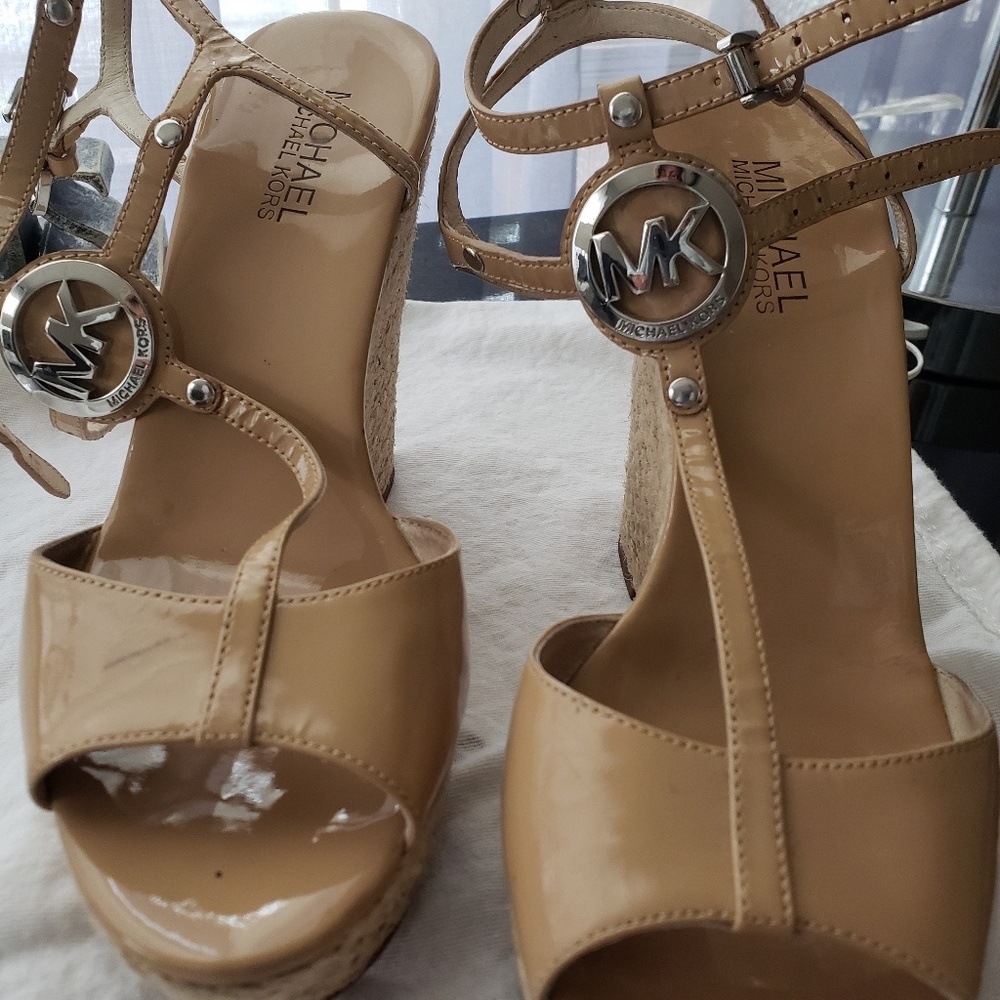 Shoes - Picture 3 of 3